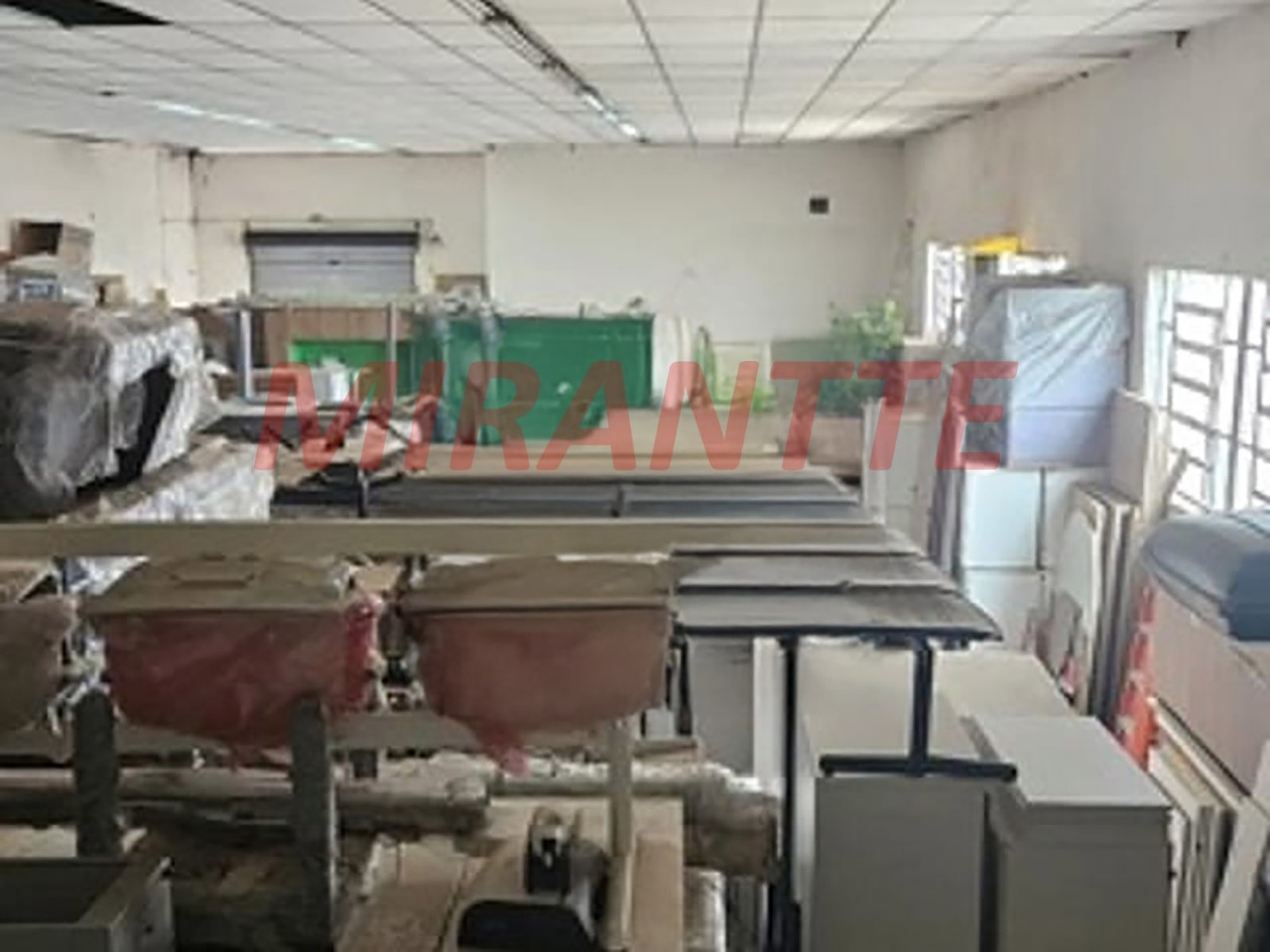 Galpao de 385m² em Jardim Cocaia