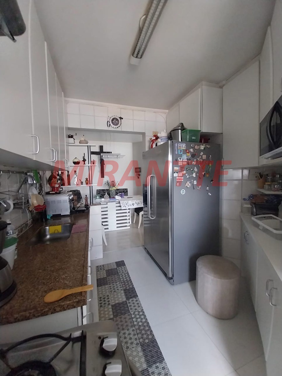 Apartamento de 70m² com 3 quartos em Vila Aurora (Zona Norte)