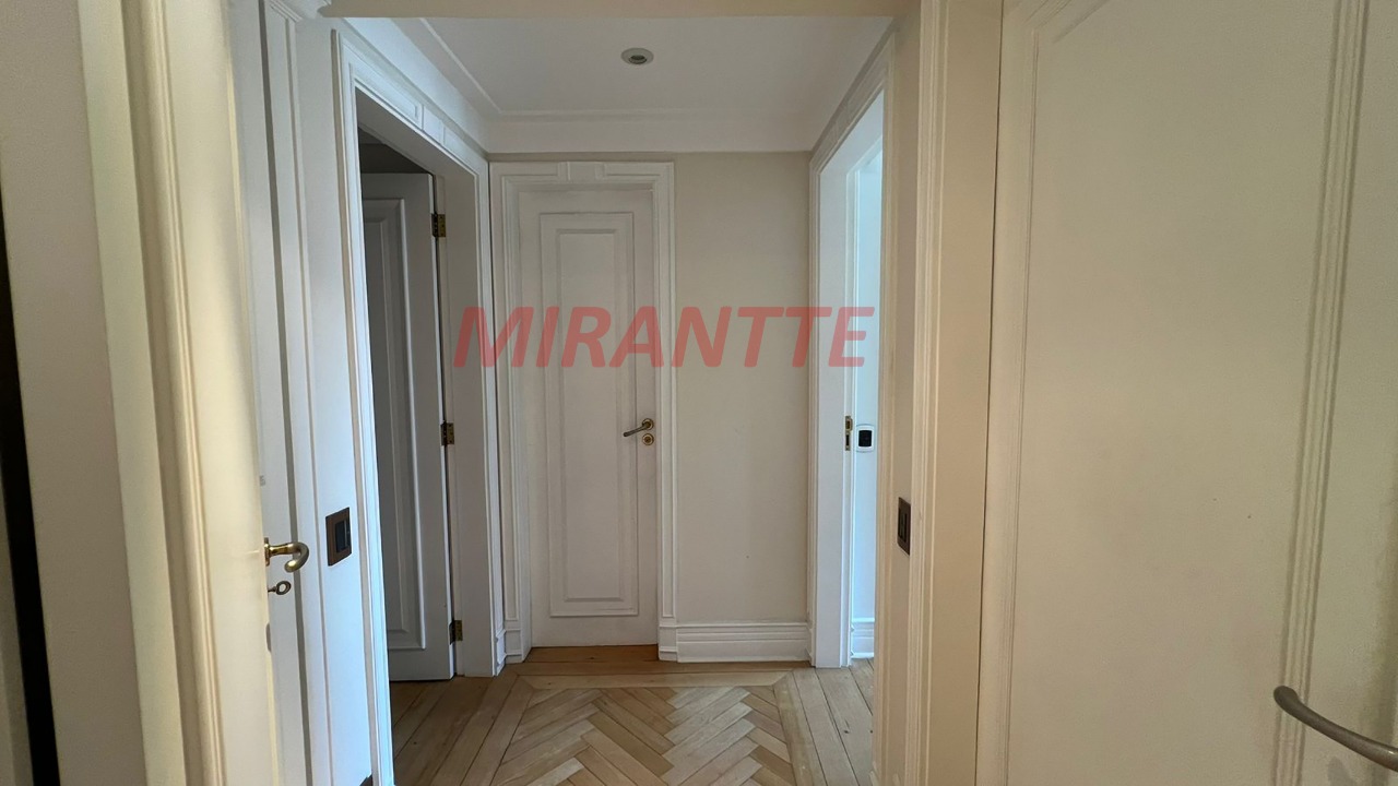 Apartamento de 274m² com 3 quartos em Santana