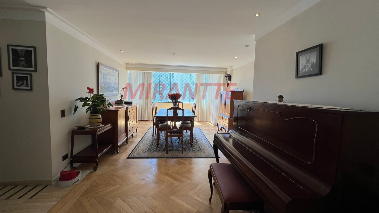 Apartamento de 274m² com 3 quartos em Santana