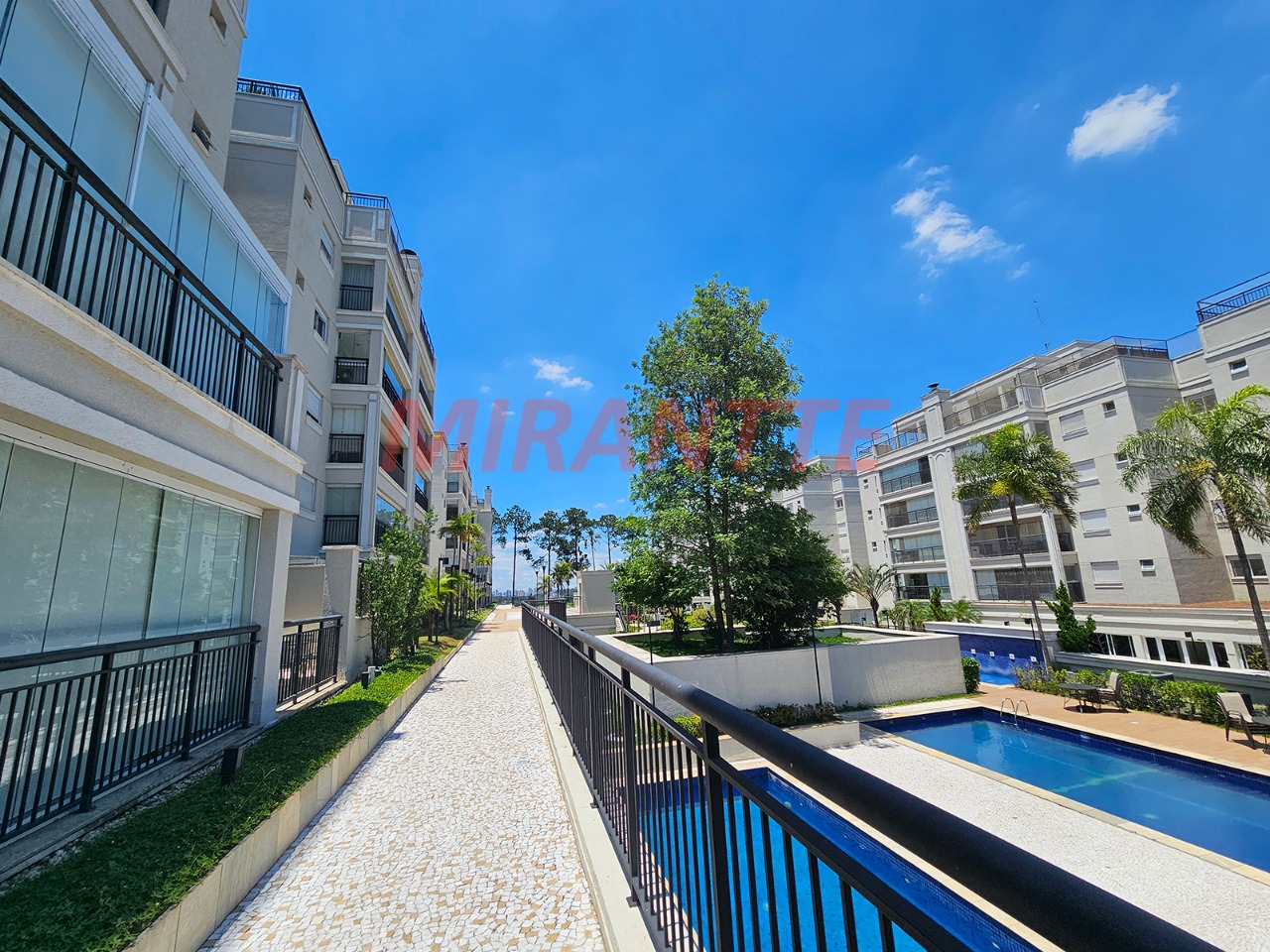 Apartamento de 266m² com 3 quartos em Vila Irmaos Arnoni