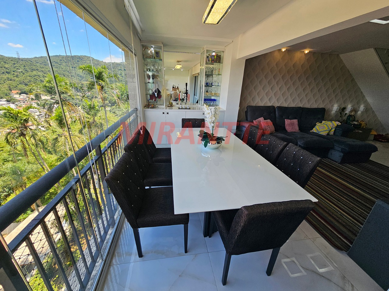 Apartamento de 266m² com 3 quartos em Vila Irmaos Arnoni