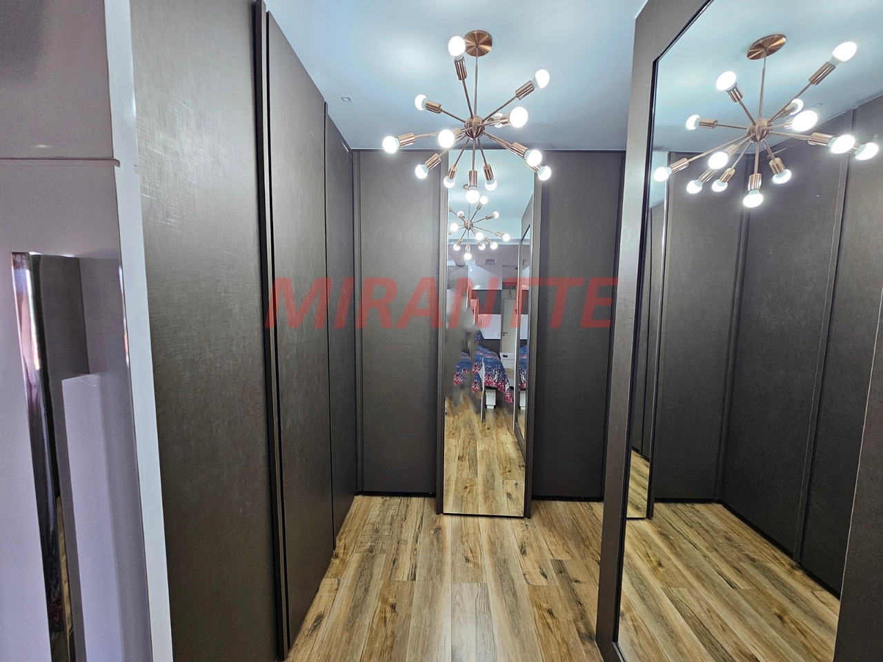 Apartamento de 266m² com 3 quartos em Vila Irmaos Arnoni