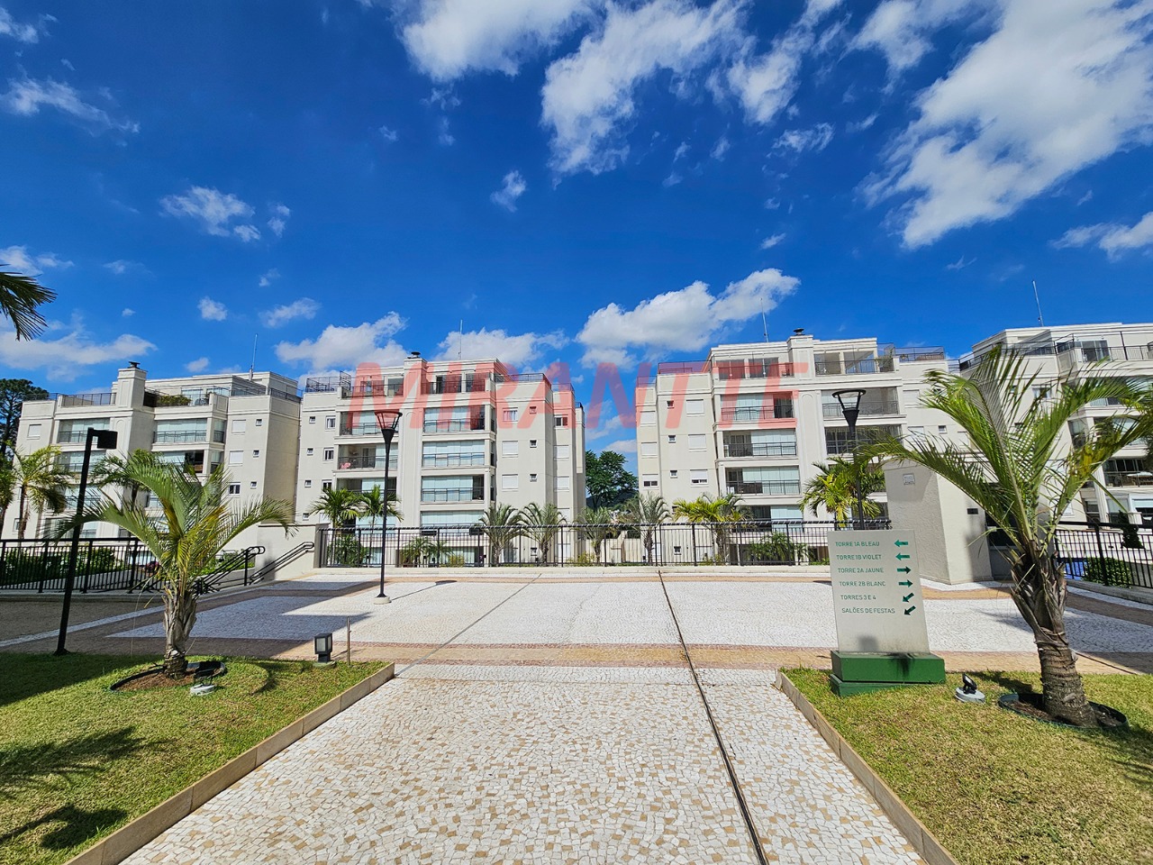 Apartamento de 266m² com 3 quartos em Vila Irmaos Arnoni