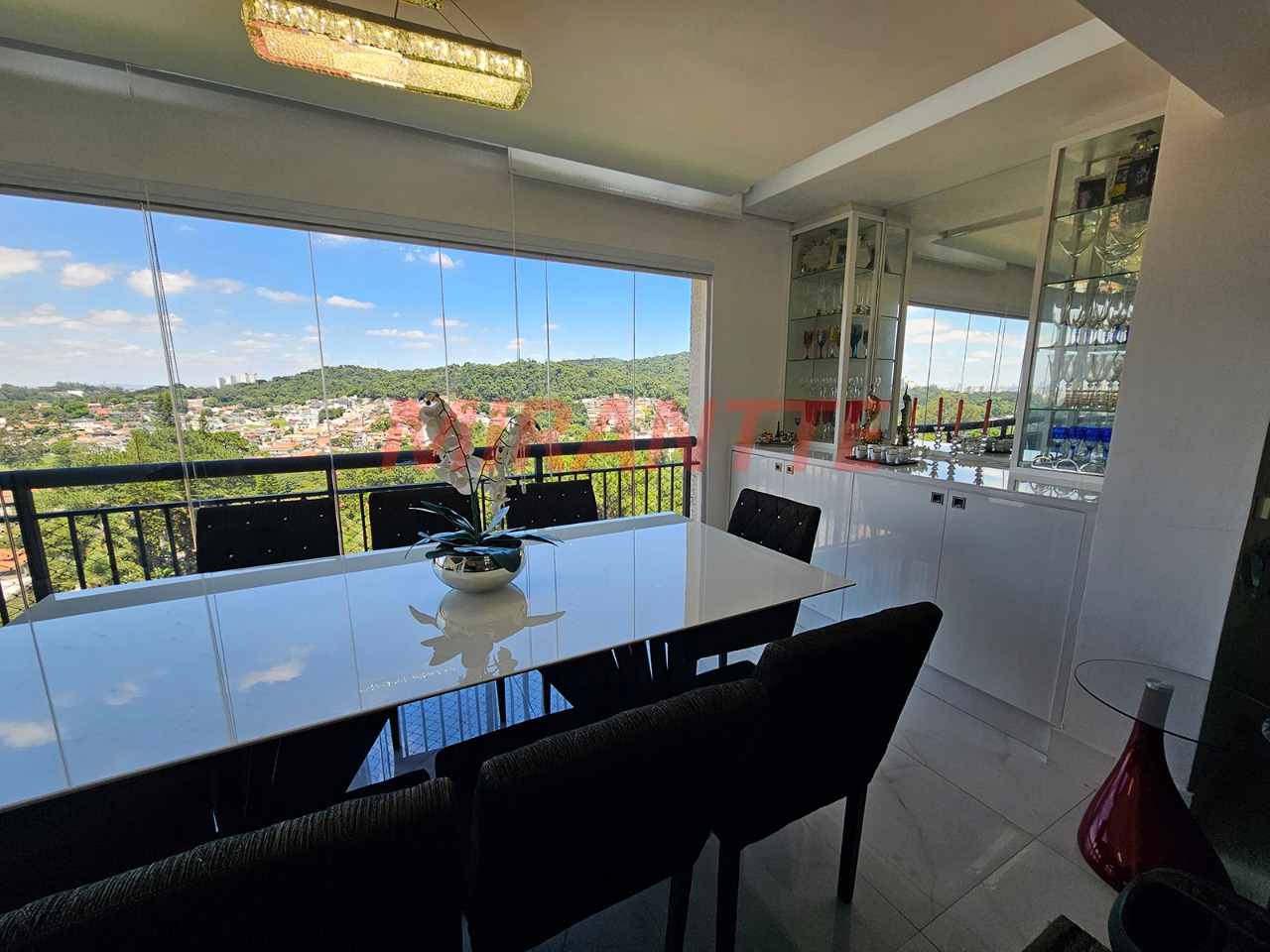 Apartamento de 266m² com 3 quartos em Vila Irmaos Arnoni