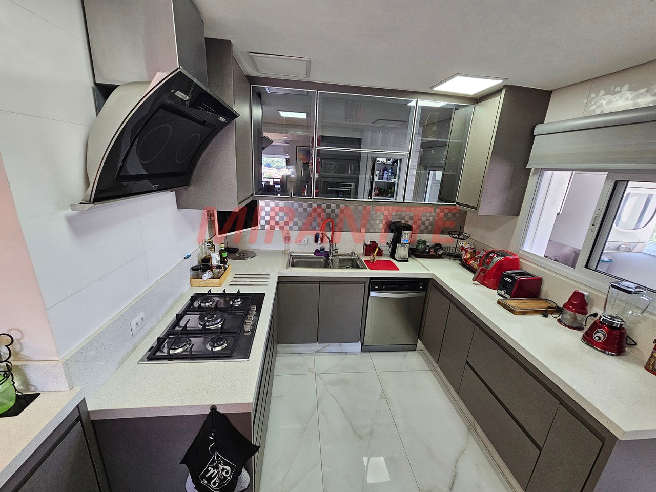 Apartamento de 266m² com 3 quartos em Vila Irmaos Arnoni