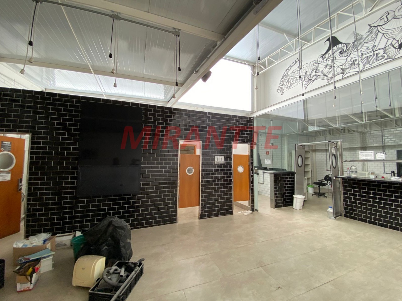 Comercial de 520m² em Santana