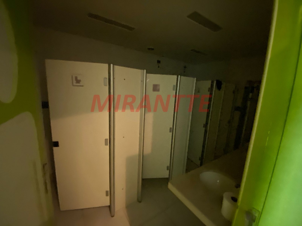 Comercial de 520m² em Santana