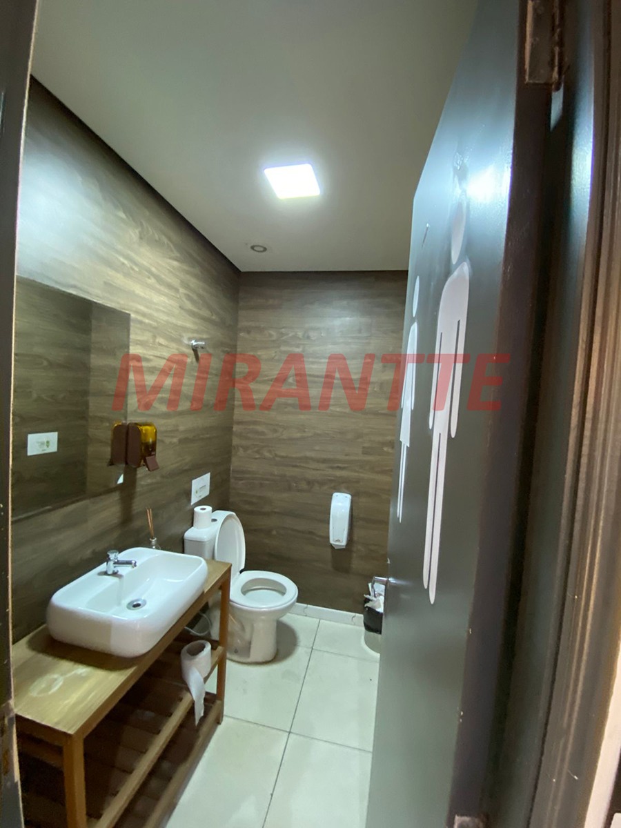 Comercial de 520m² em Santana
