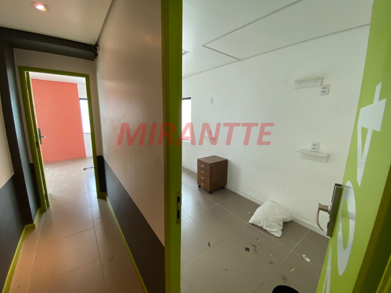 Comercial de 520m² em Santana