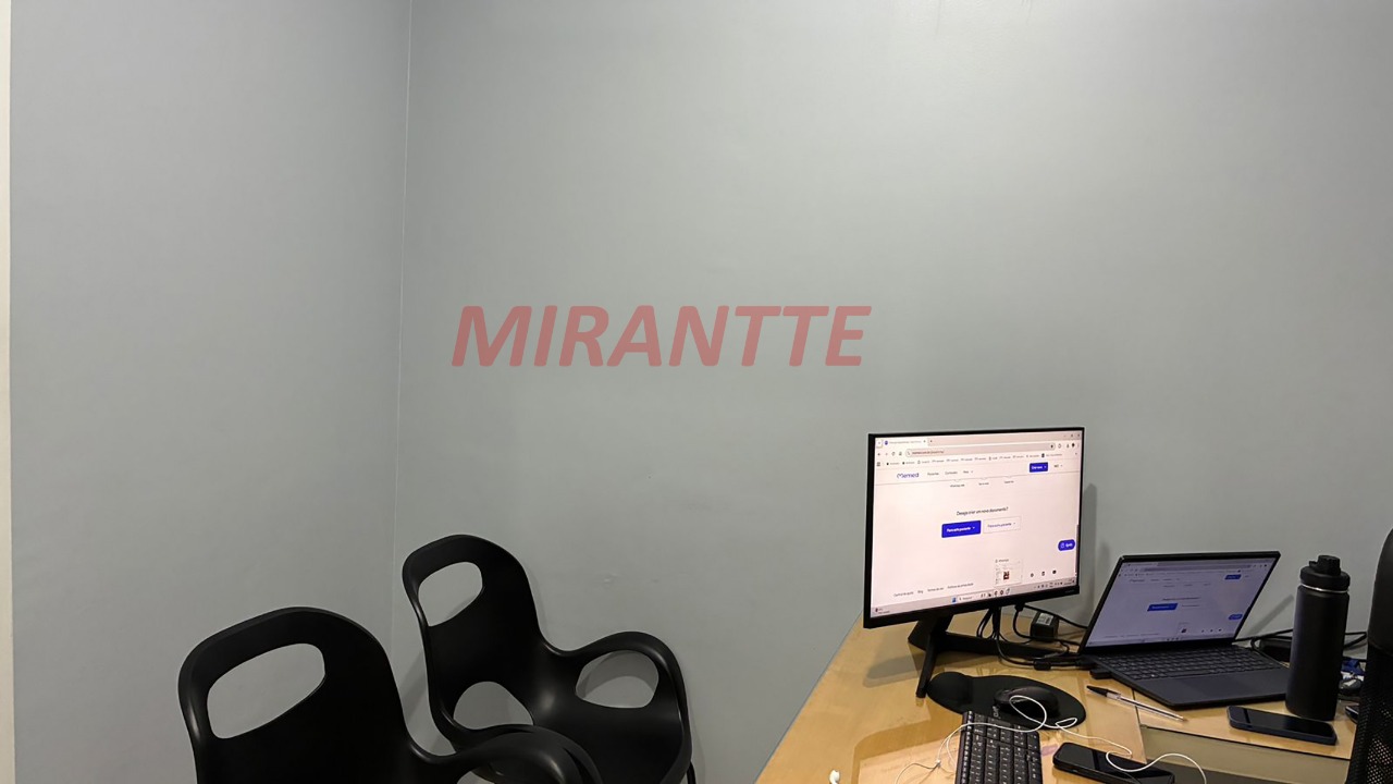 Conjunto comercial de 38m² em Água Fria