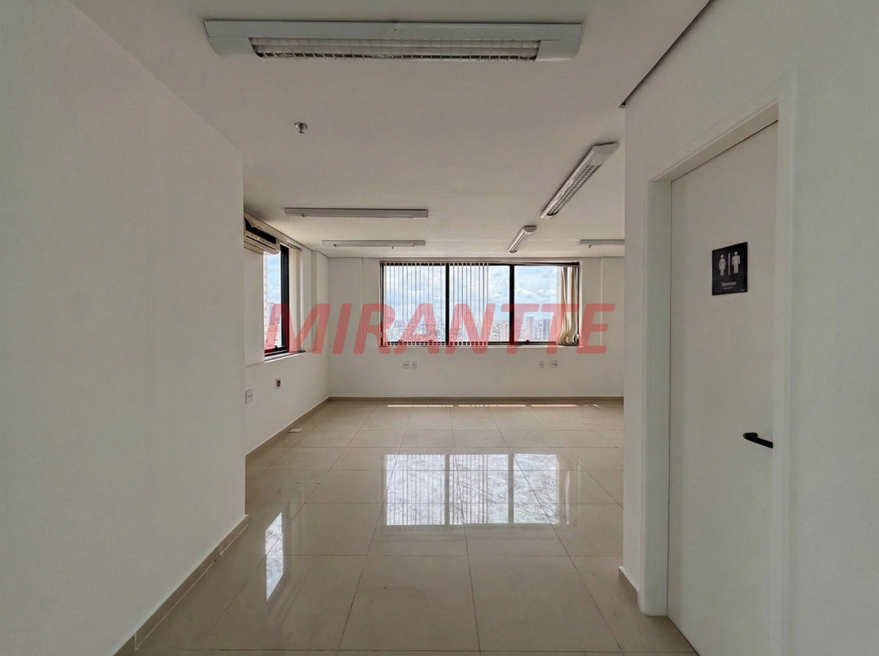 Comercial de 34m² em Santana