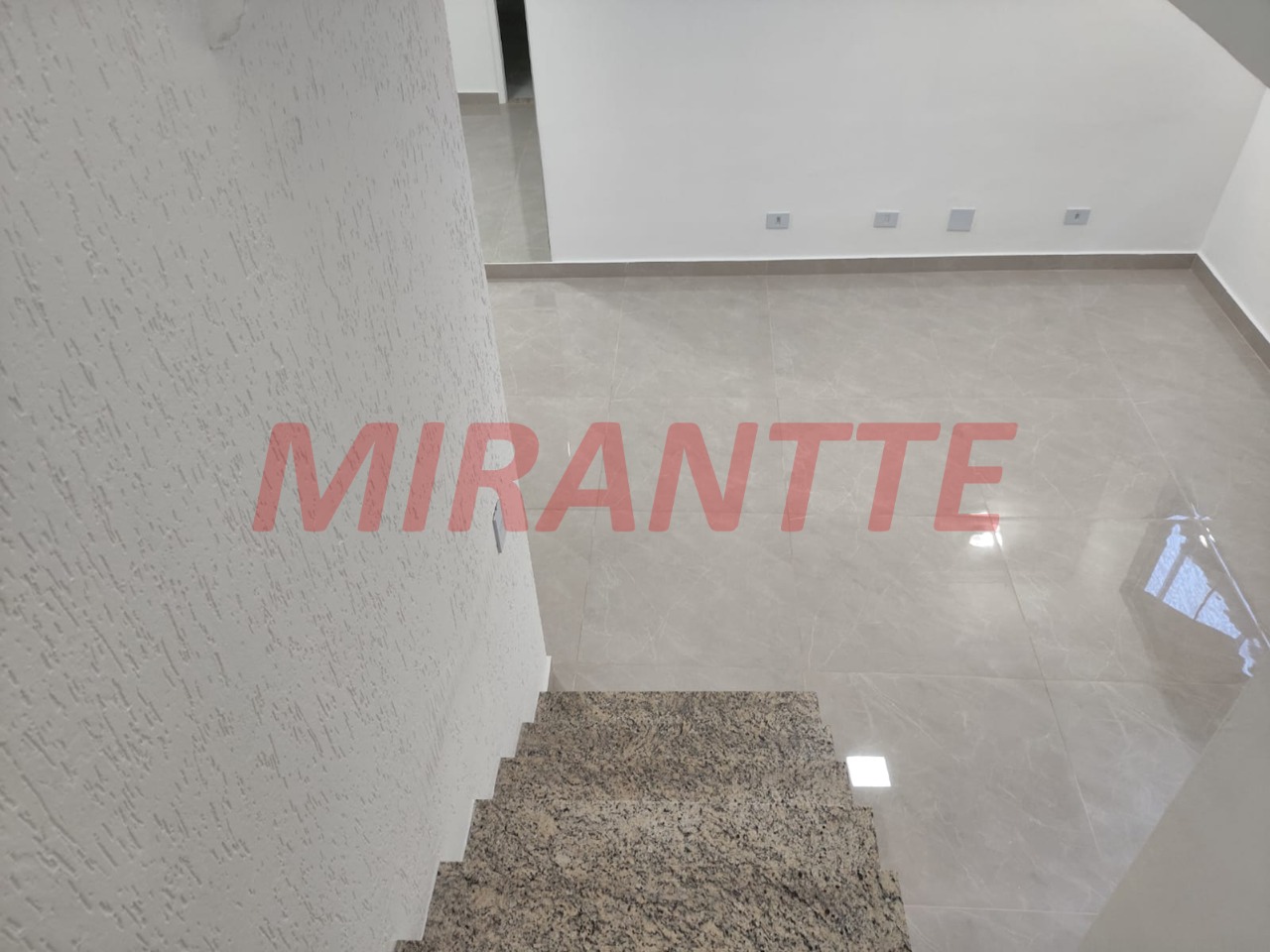 Cond. fechado de 109.01m² com 3 quartos em Chora Menino