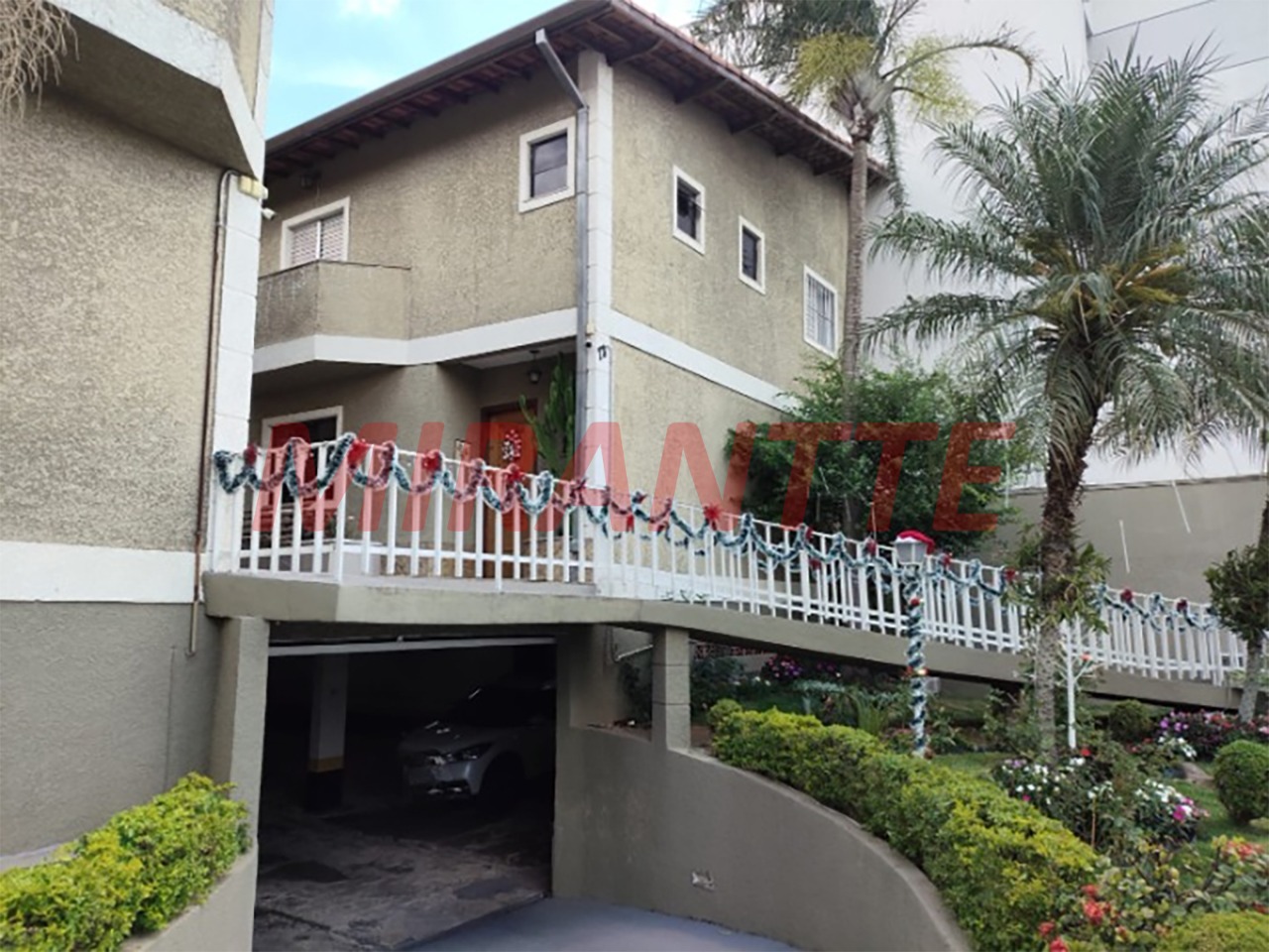 Cond. fechado de 109.01m² com 3 quartos em Chora Menino