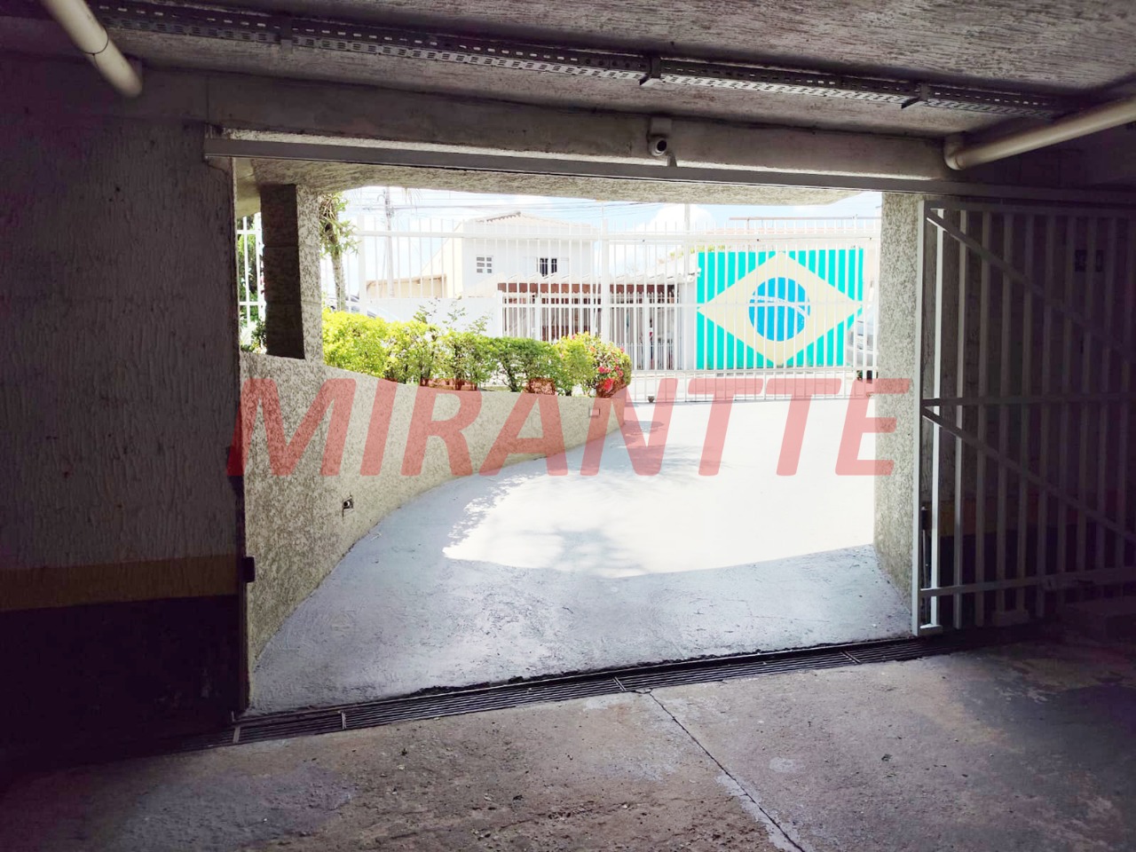Cond. fechado de 109.01m² com 3 quartos em Chora Menino