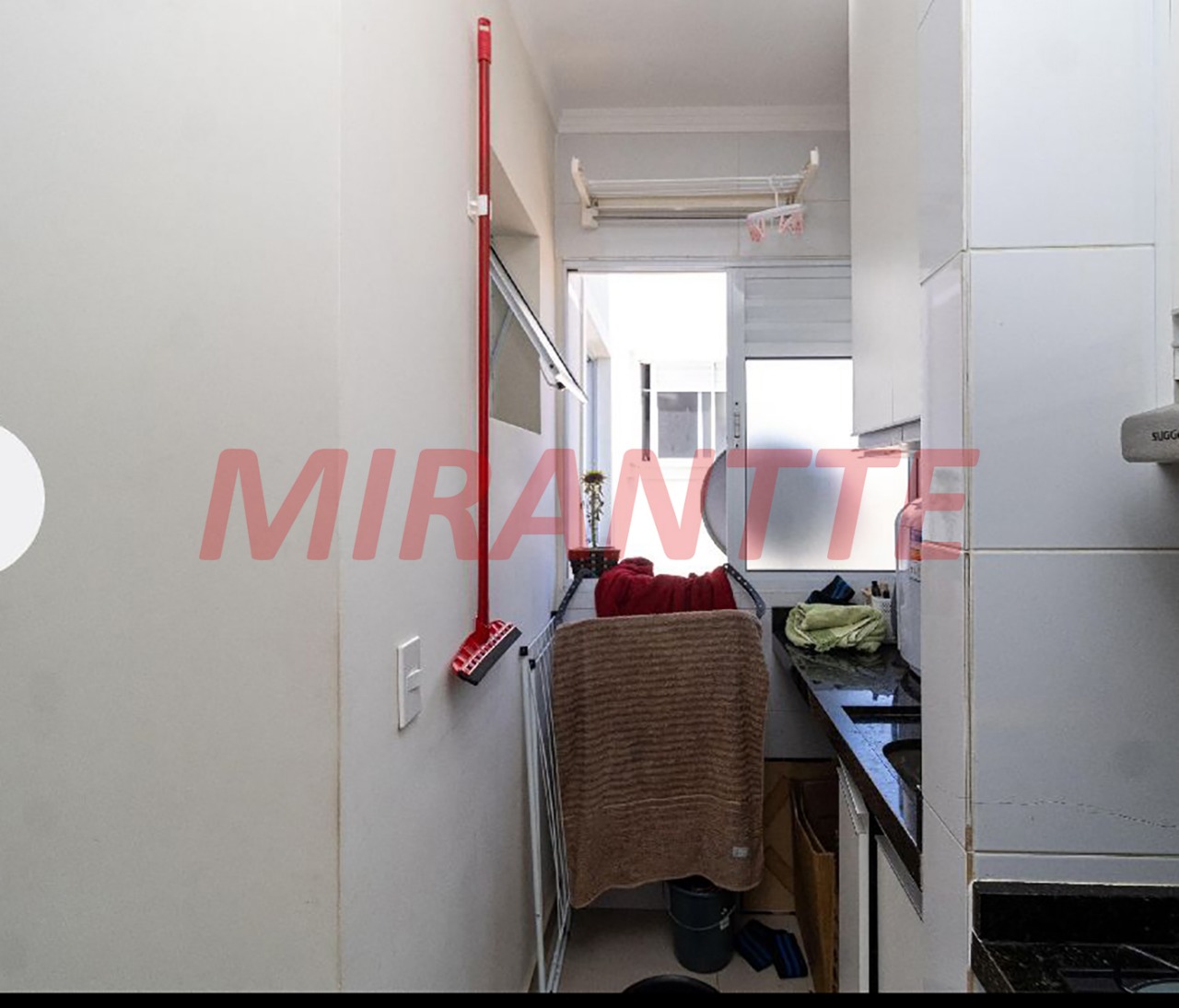 Apartamento de 46m² com 2 quartos em Vila Nivi