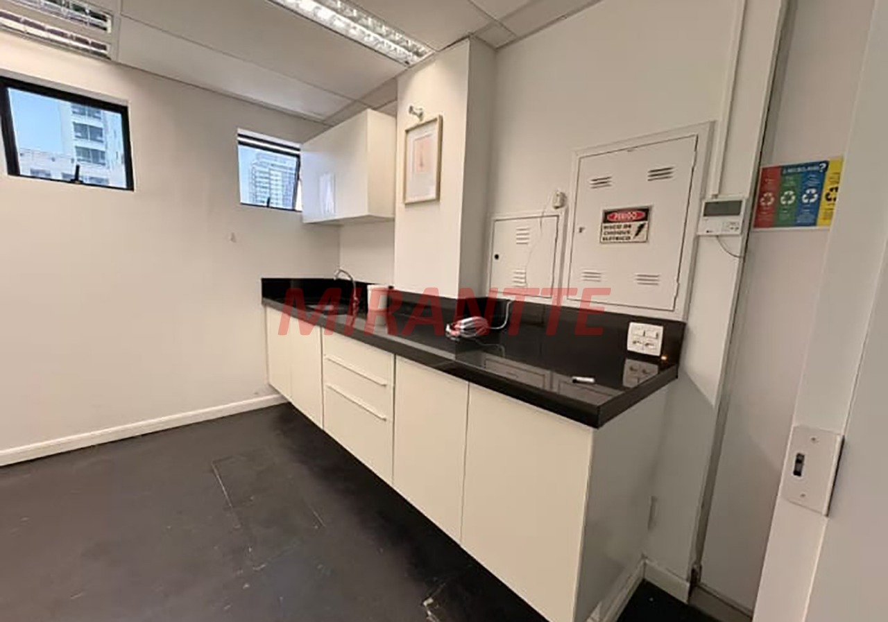 Comercial de 120m² em Pinheiros