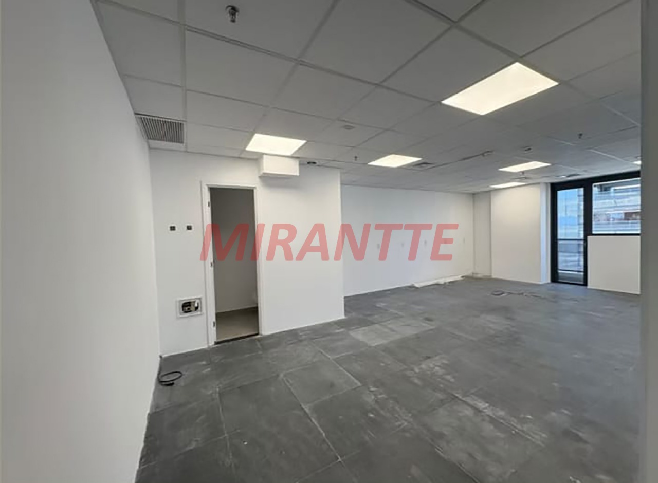 Comercial de 94m² em Várzea da Barra Funda