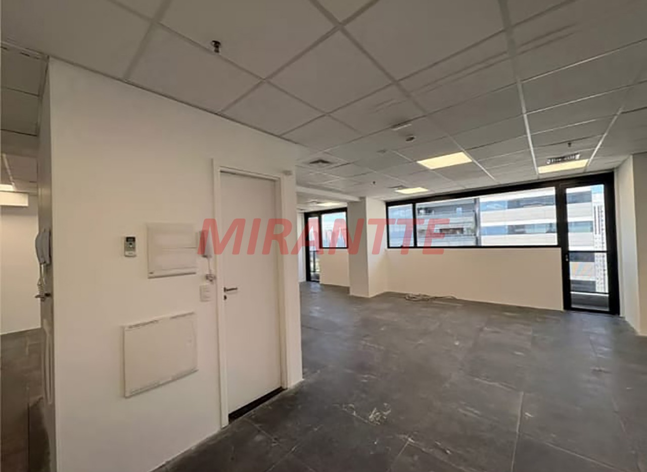 Comercial de 94m² em Várzea da Barra Funda