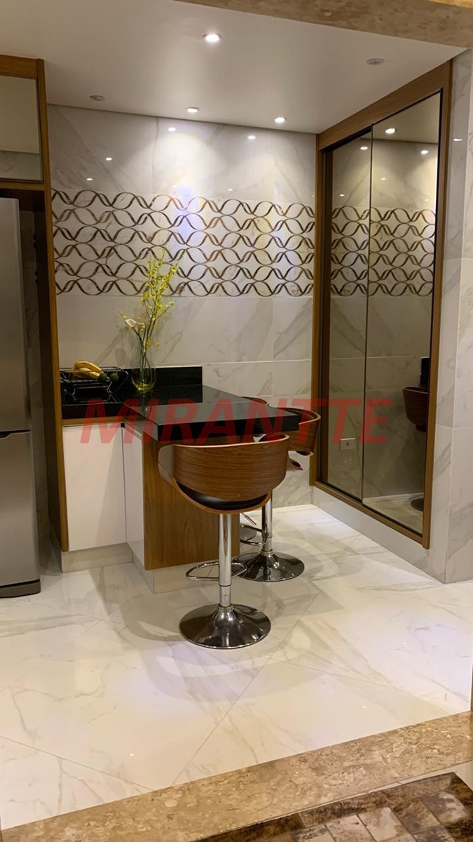 Cond. fechado de 494m² com 4 quartos em Caraguata