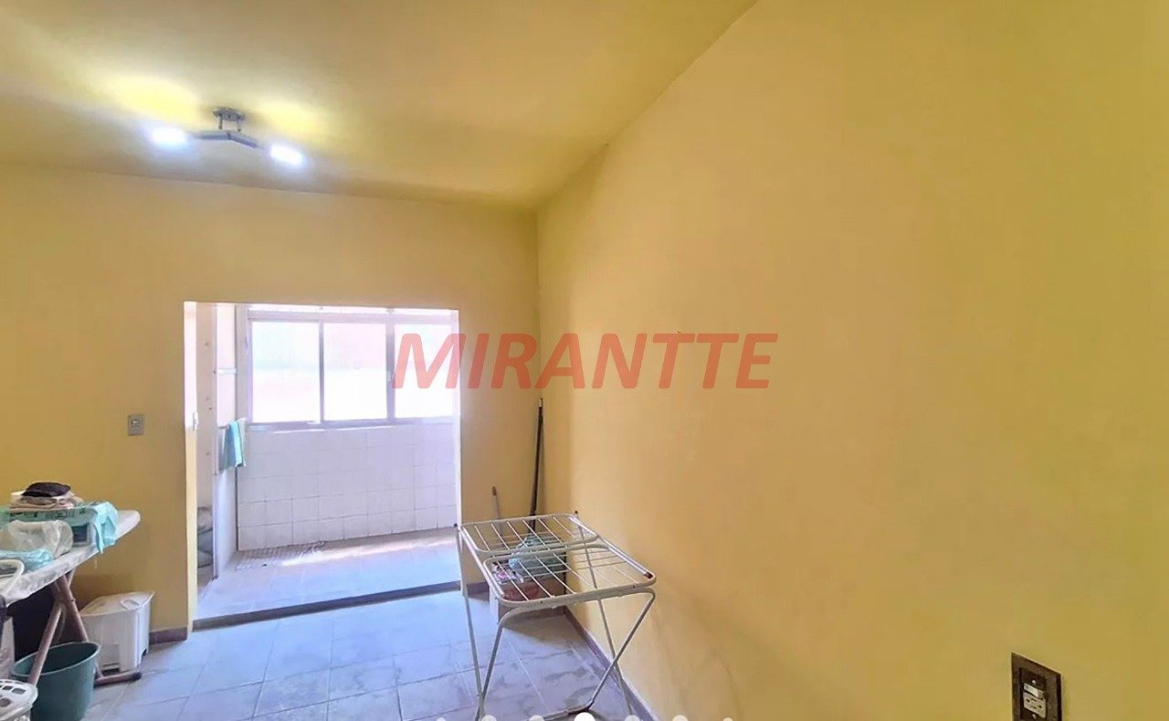 Sobrado de 300m² com 4 quartos em Luz