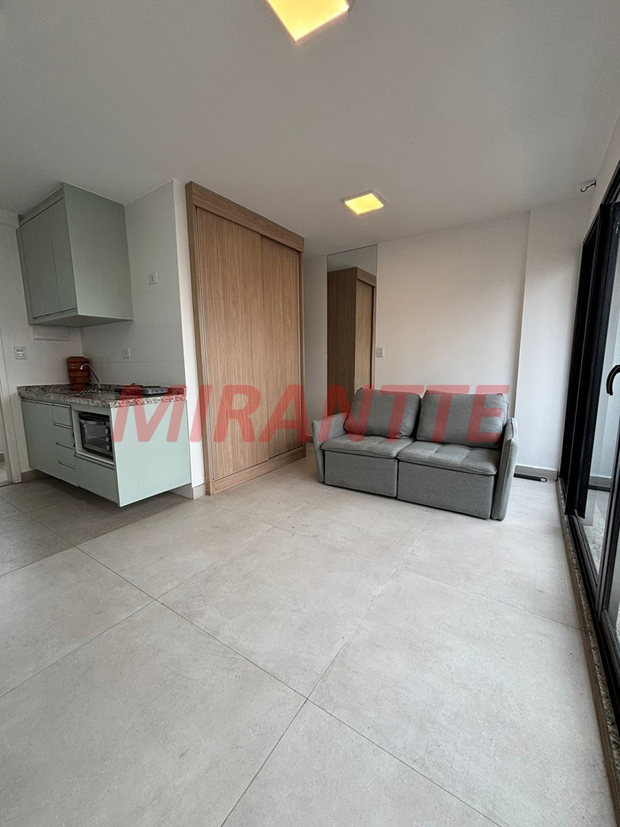 Studio de 28m² com 11 quartos em Santana