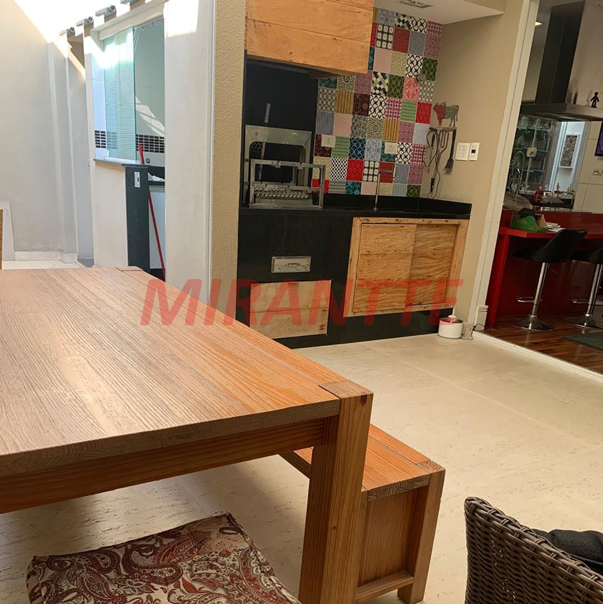 Sobrado de 226m² com 4 quartos em Vila Gumercindo
