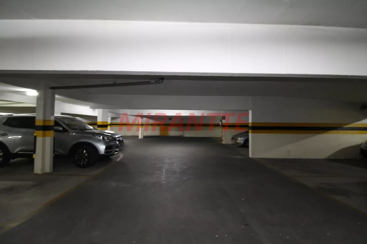 Apartamento de 140m² com 4 quartos em Santana