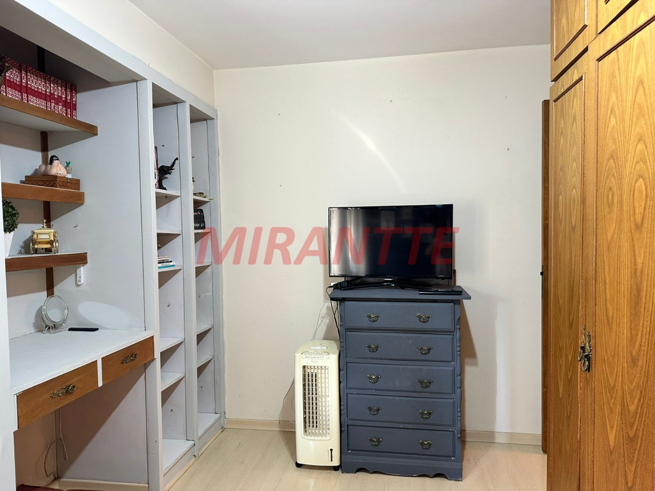 Apartamento de 140m² com 4 quartos em Santana
