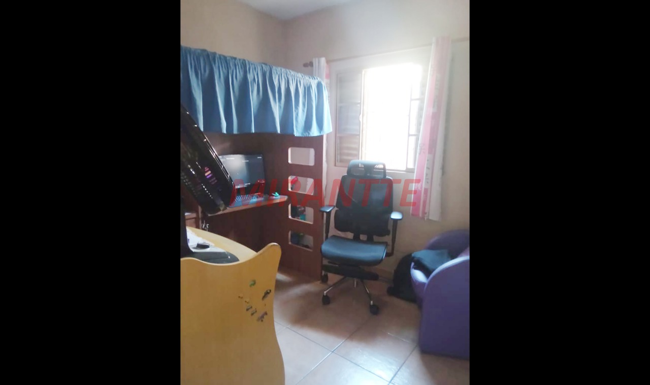 Casa terrea de 100m² com 2 quartos em Jardim Monte Carmelo