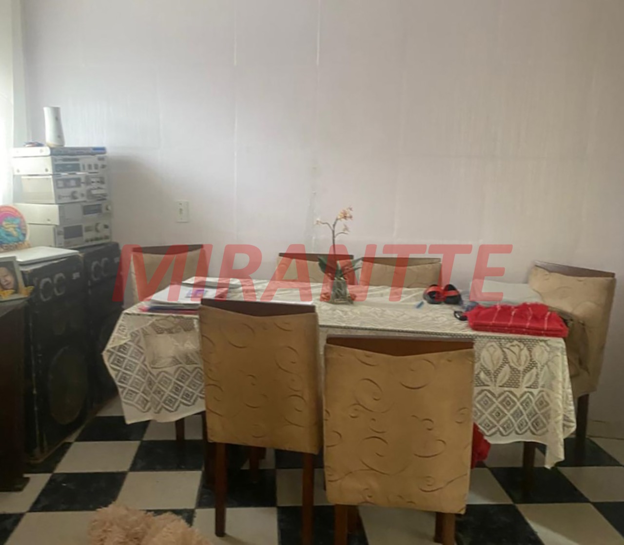 Sobrado de 220m² com 6 quartos em Vila Dionisia