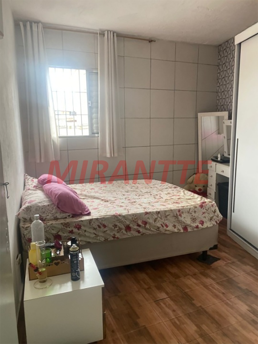 Sobrado de 220m² com 6 quartos em Vila Dionisia
