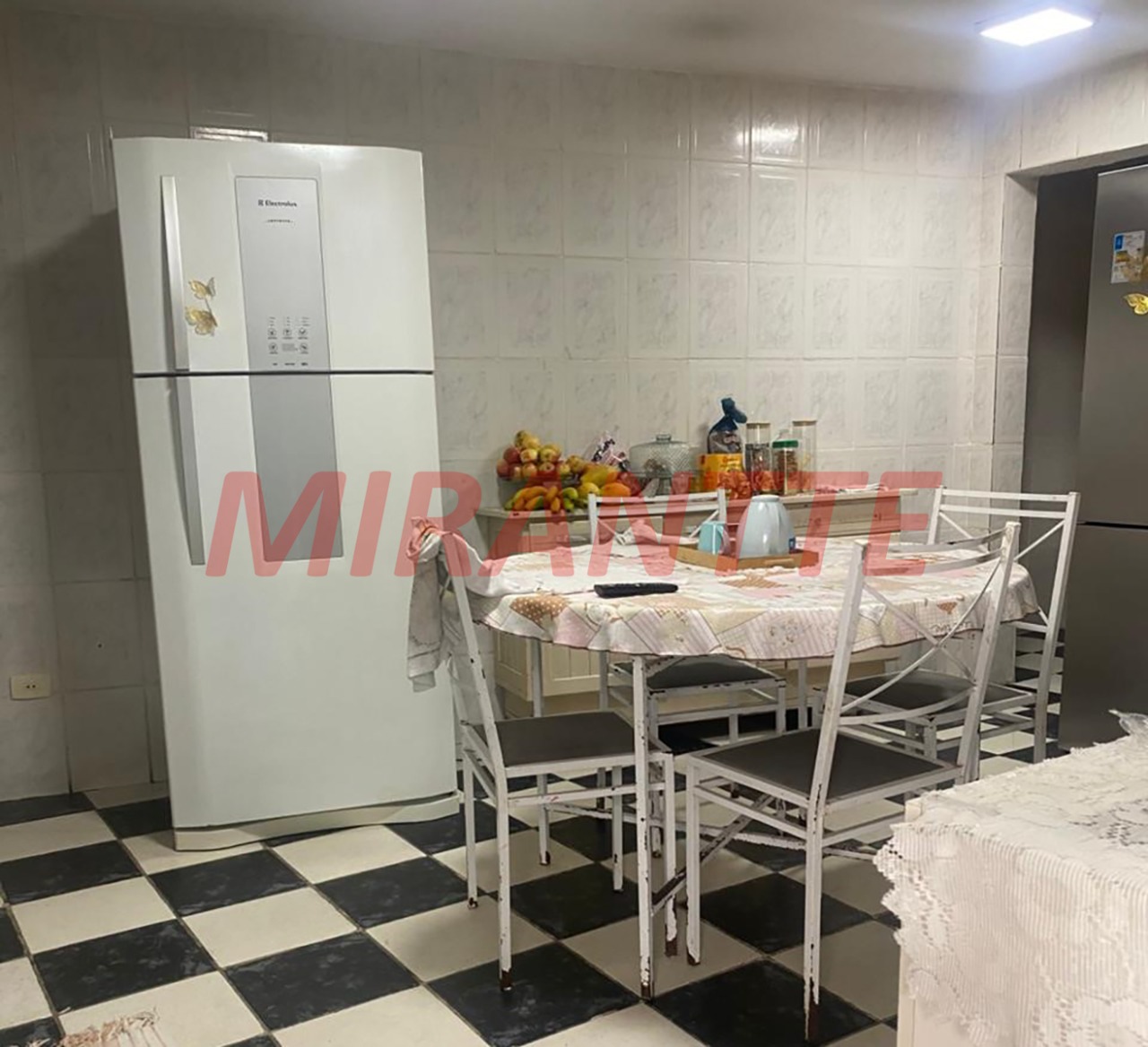 Sobrado de 220m² com 6 quartos em Vila Dionisia