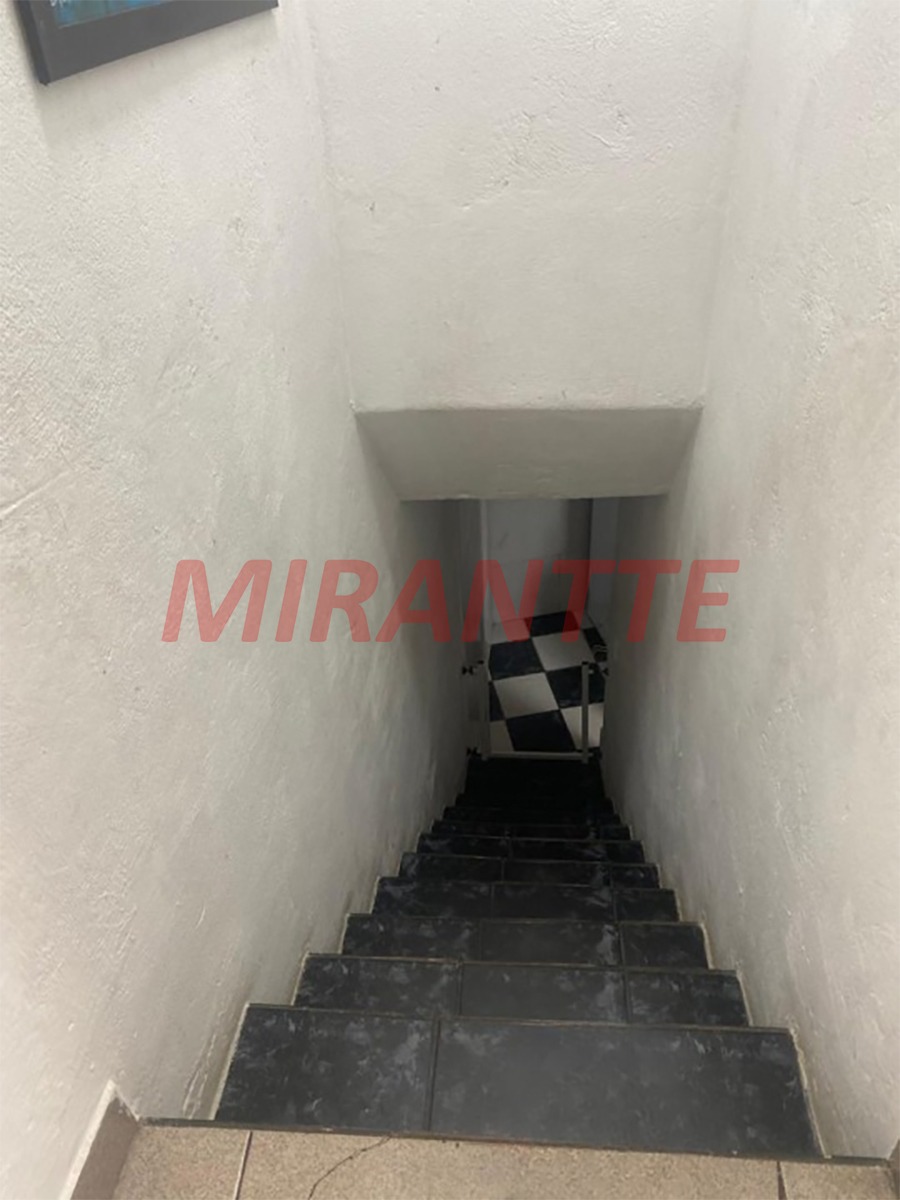 Sobrado de 220m² com 6 quartos em Vila Dionisia
