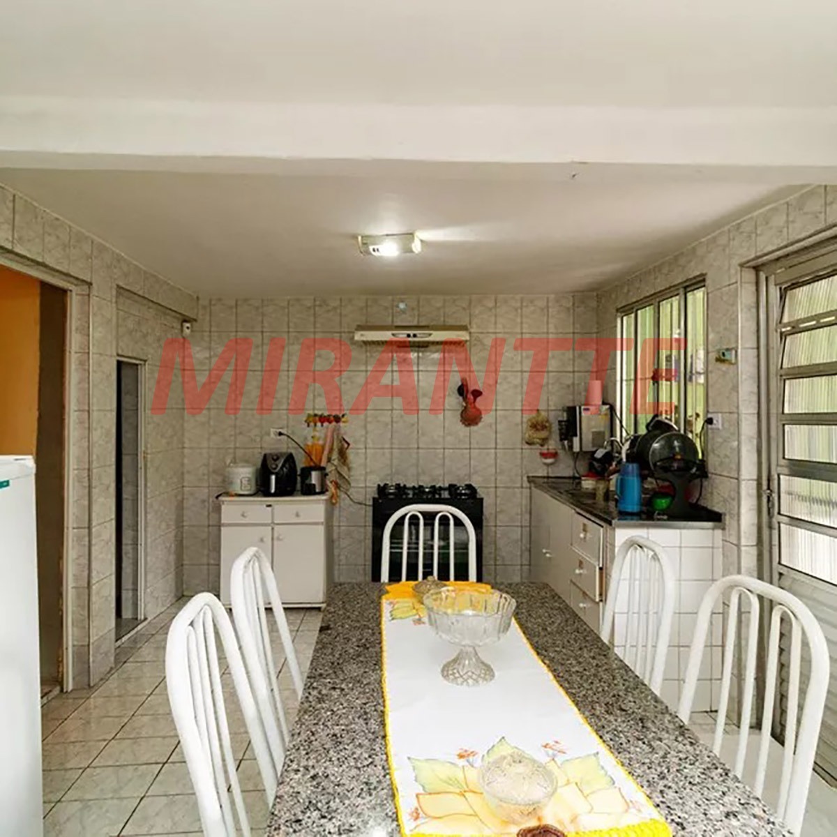 Casa terrea de 94m² com 3 quartos em Vila Nivi
