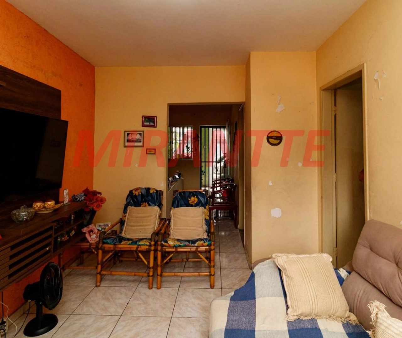 Casa terrea de 94m² com 3 quartos em Vila Nivi