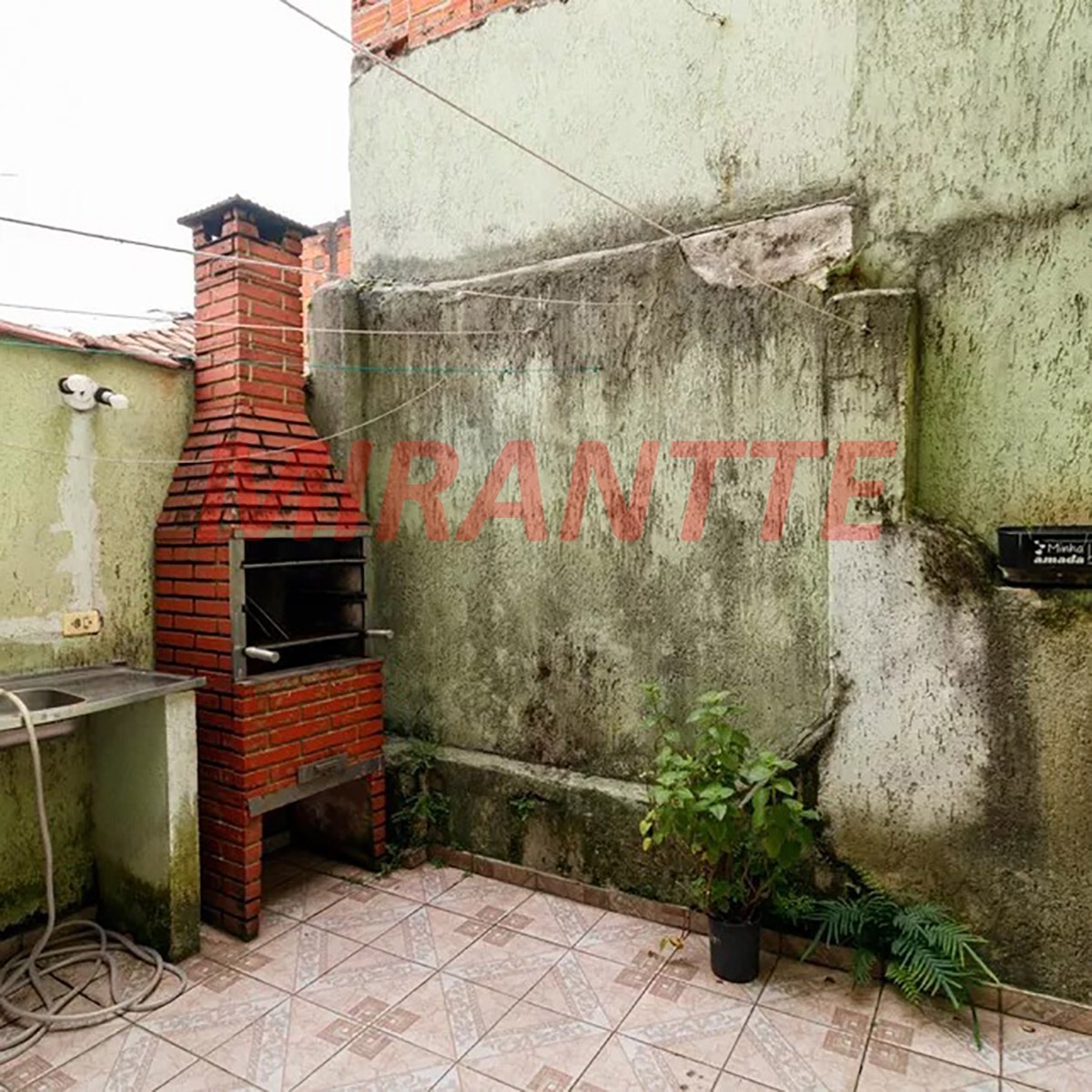 Casa terrea de 94m² com 3 quartos em Vila Nivi