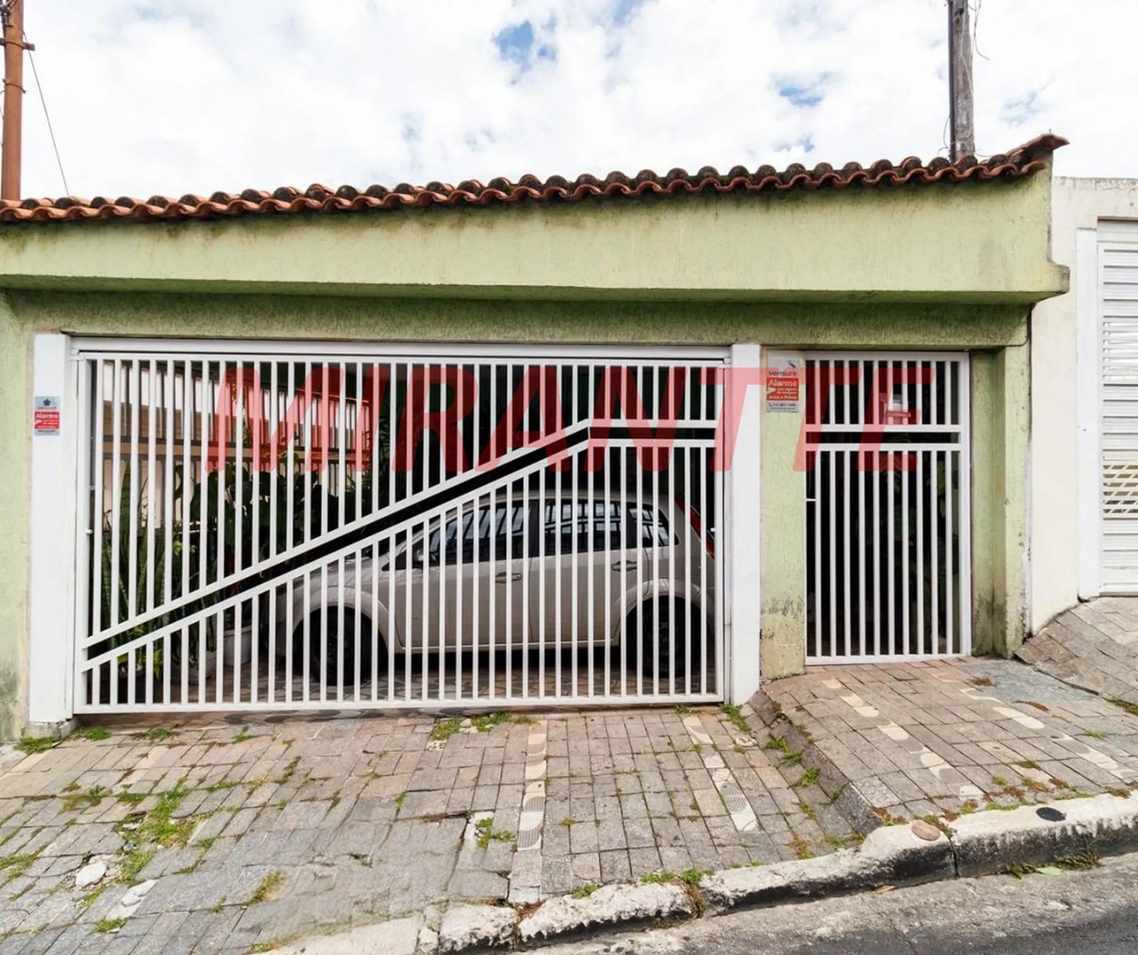 Casa terrea de 94m² com 3 quartos em Vila Nivi