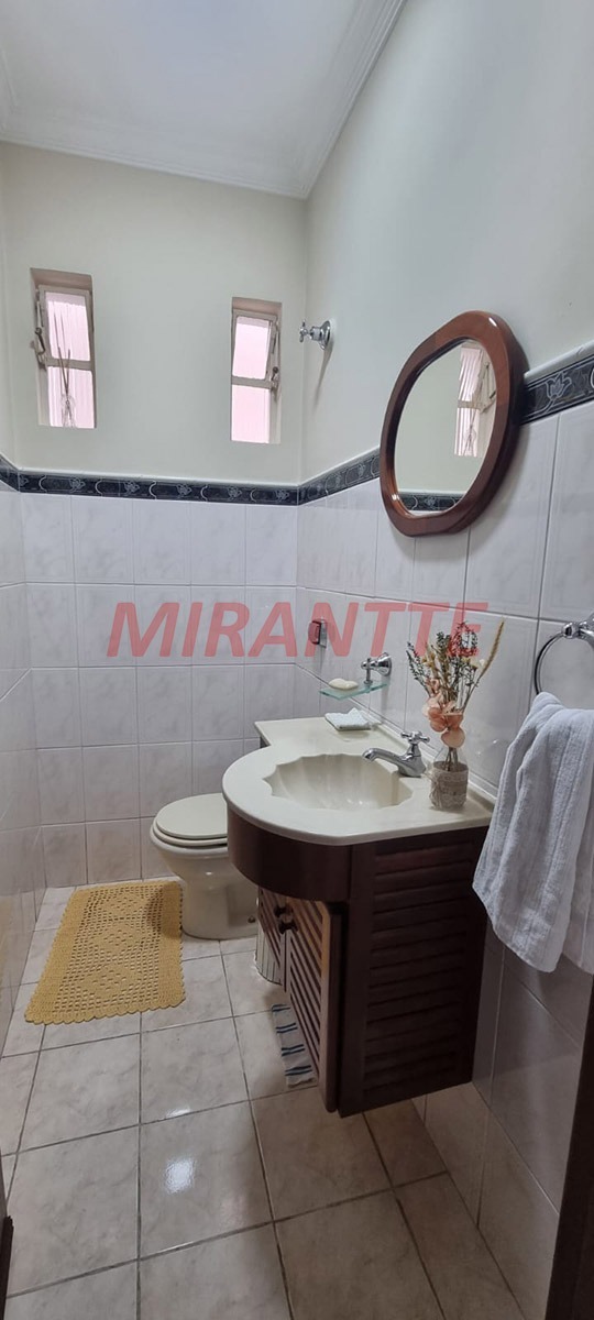 Sobrado de 136m² com 2 quartos em Vila Irmaos Arnoni
