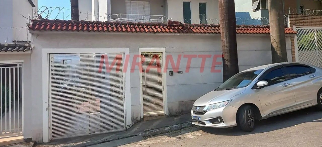 Sobrado de 350m² com 3 quartos em Tremembe