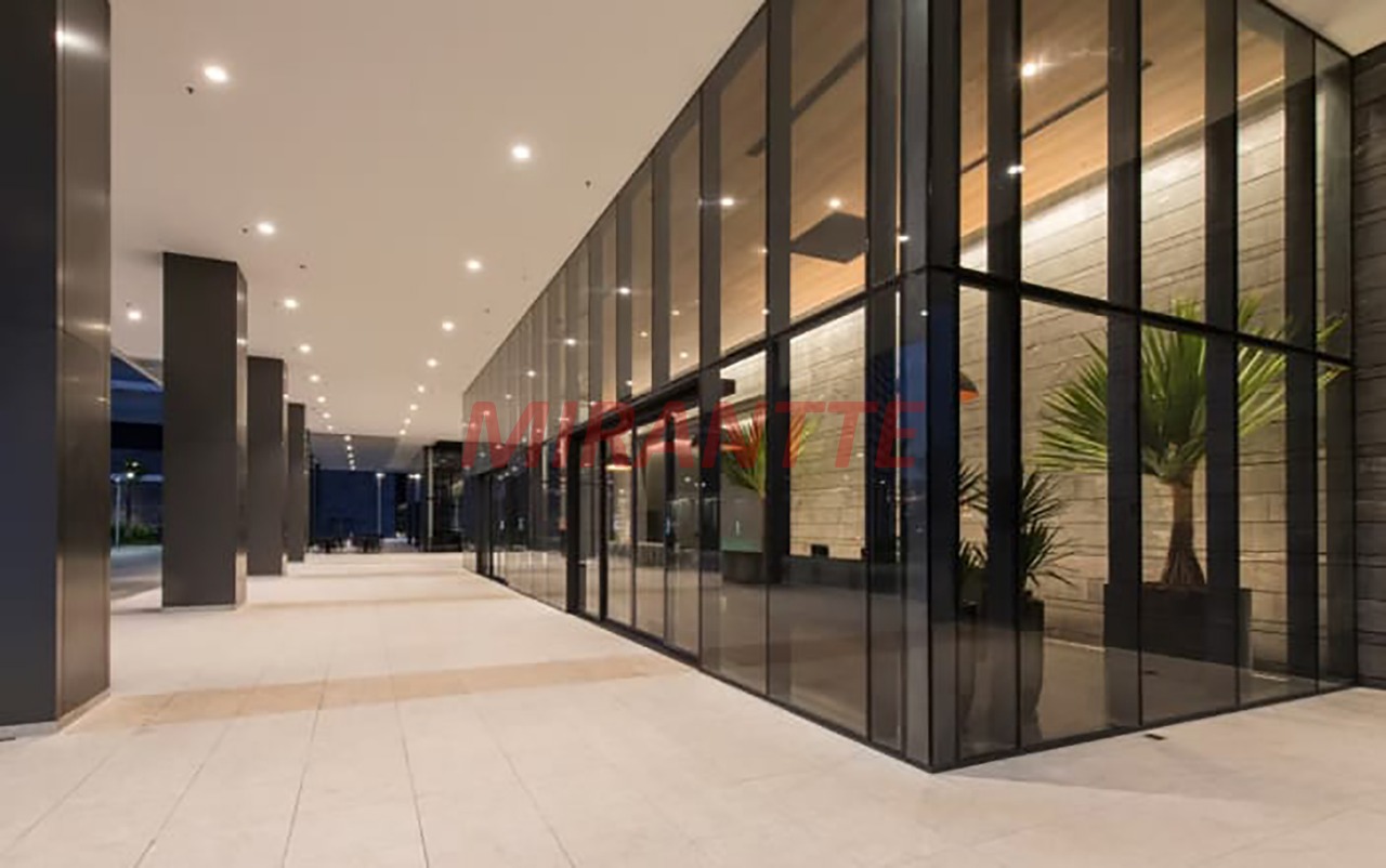 Conjunto comercial de 399.55m² em Parque Industrial Tomas Edson