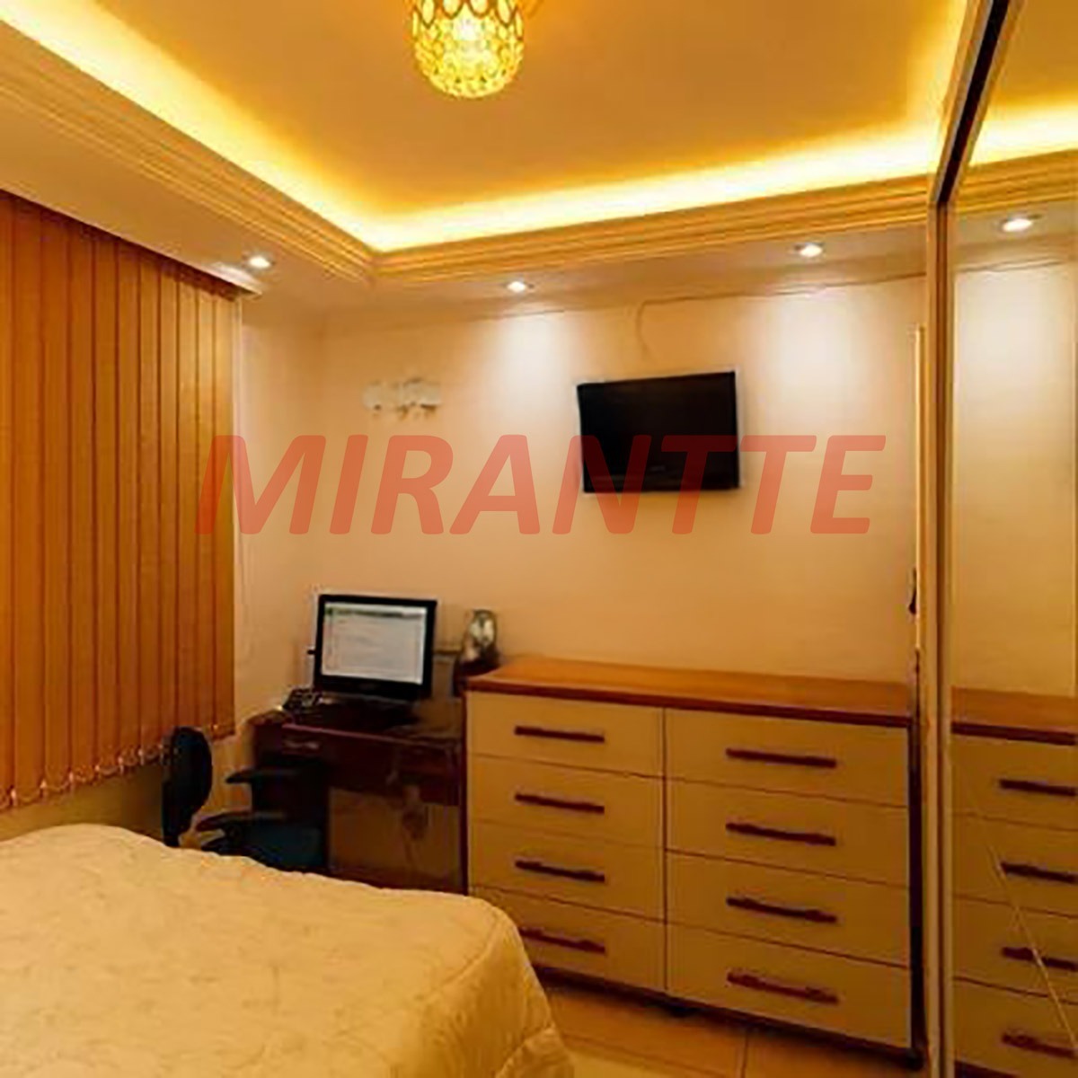 Apartamento de 54m² com 2 quartos em Parque Vitoria