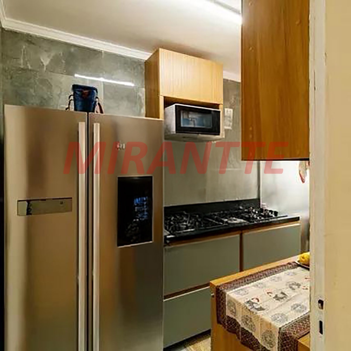 Apartamento de 54m² com 2 quartos em Parque Vitoria