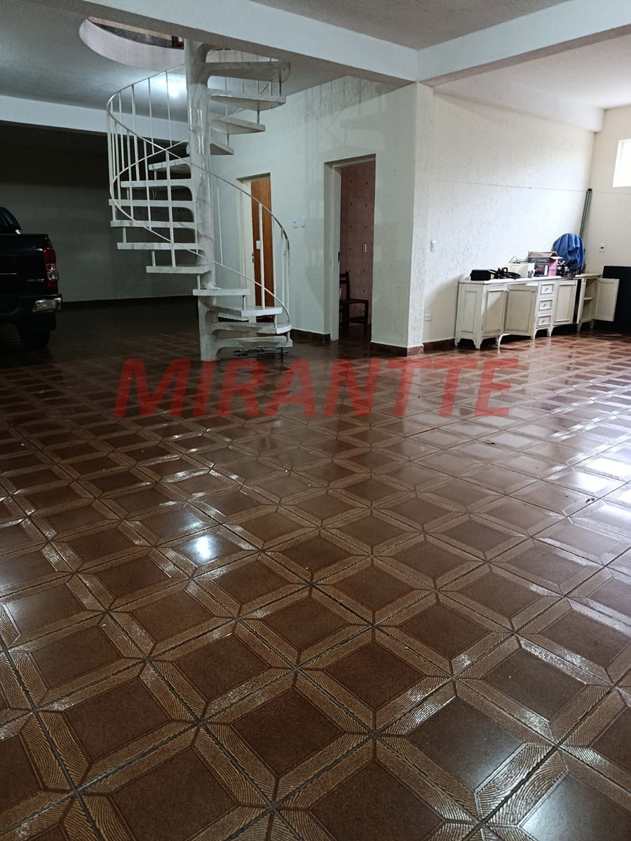 Sobrado de 340m² com 5 quartos em Lauzane Paulista