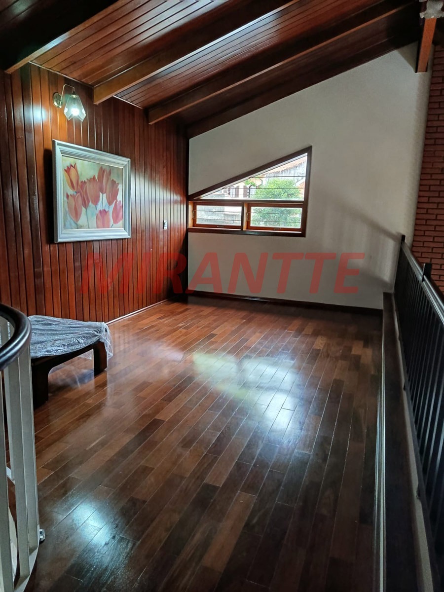 Sobrado de 340m² com 5 quartos em Lauzane Paulista
