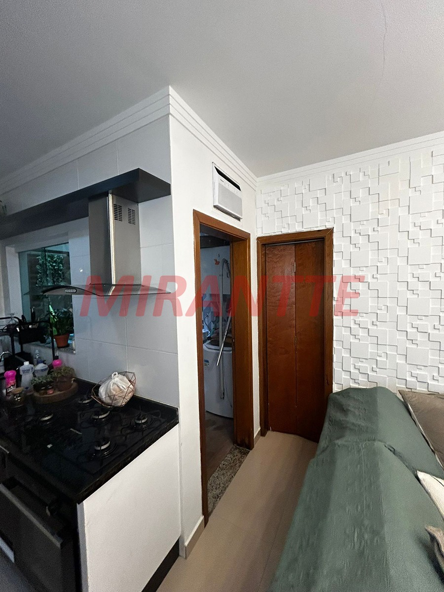 Cond. fechado de 60m² com 2 quartos em Jardim Leonor Mendes De Barros