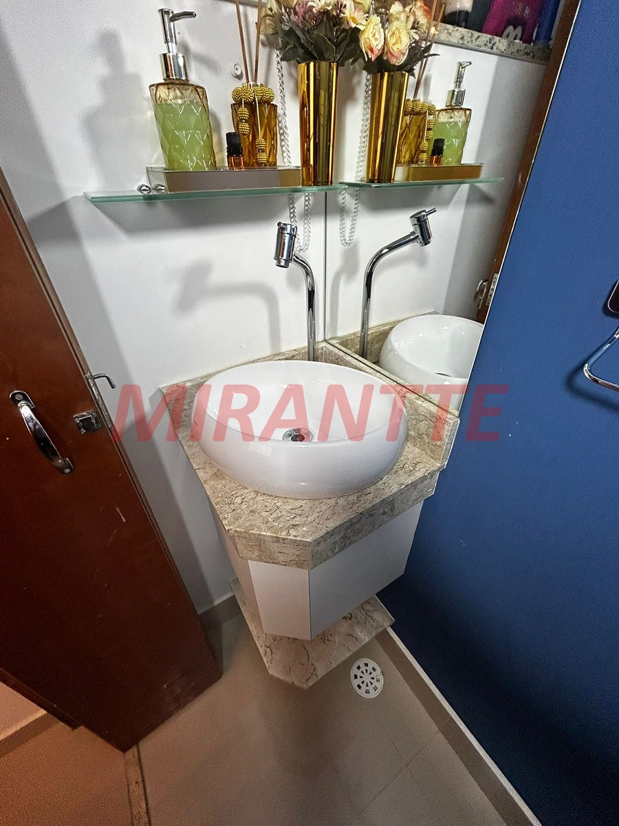 Cond. fechado de 60m² com 2 quartos em Jardim Leonor Mendes De Barros