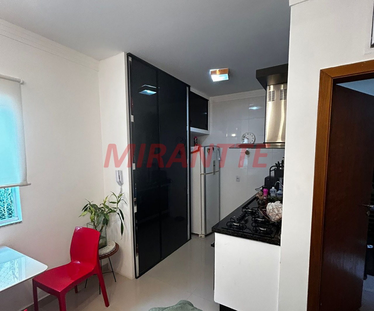 Cond. fechado de 60m² com 2 quartos em Jardim Leonor Mendes De Barros