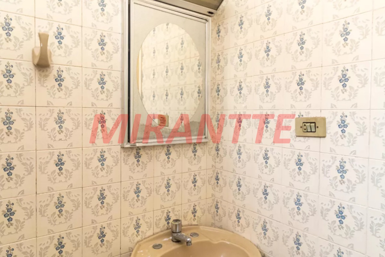 Sobrado de 224m² com 4 quartos em Vila Leonor