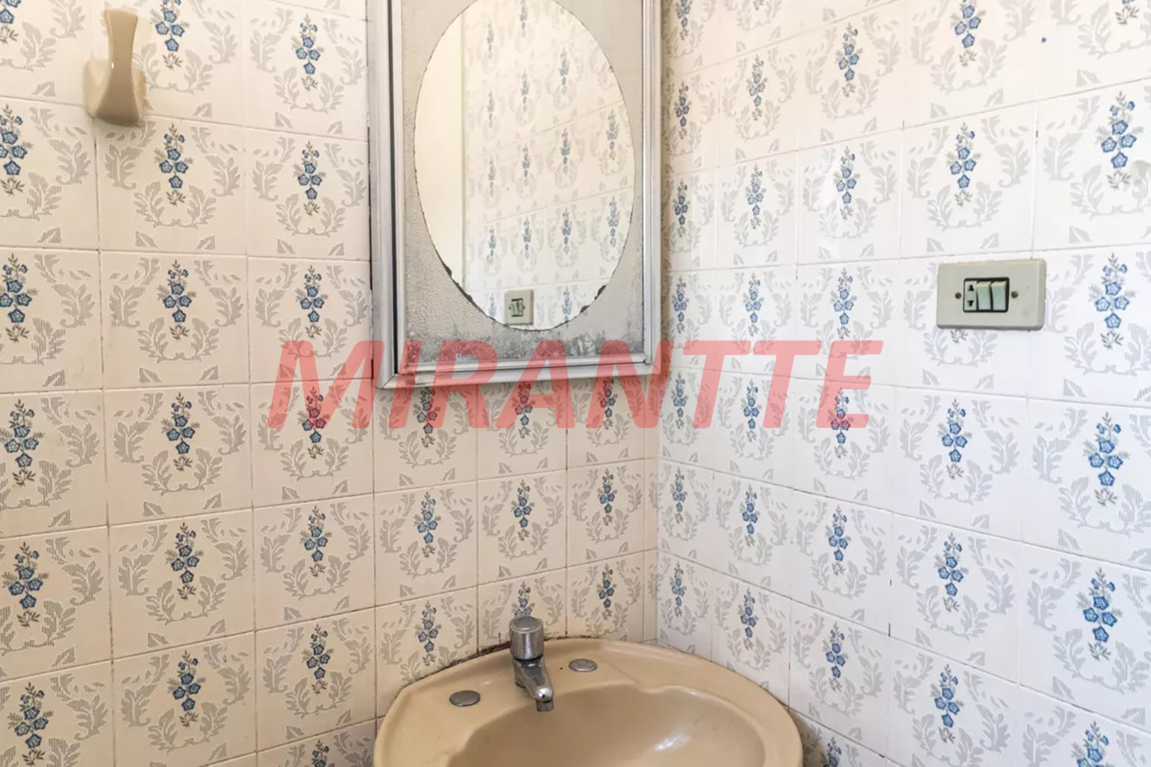 Sobrado de 224m² com 4 quartos em Vila Leonor